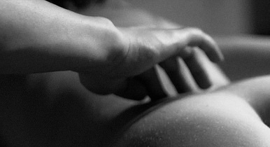Black And White Massage - Tantra: get ready to try this at home - Perks Magazine